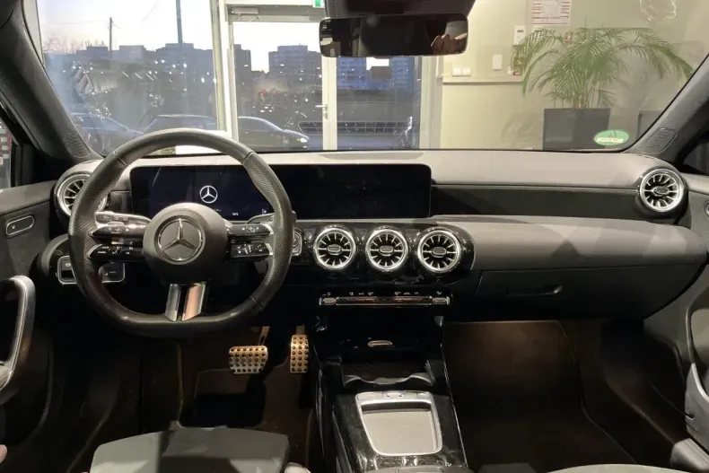 Mercedes-Benz A din 2023 cu 33.500 km - oferta MER131878 - foto 11