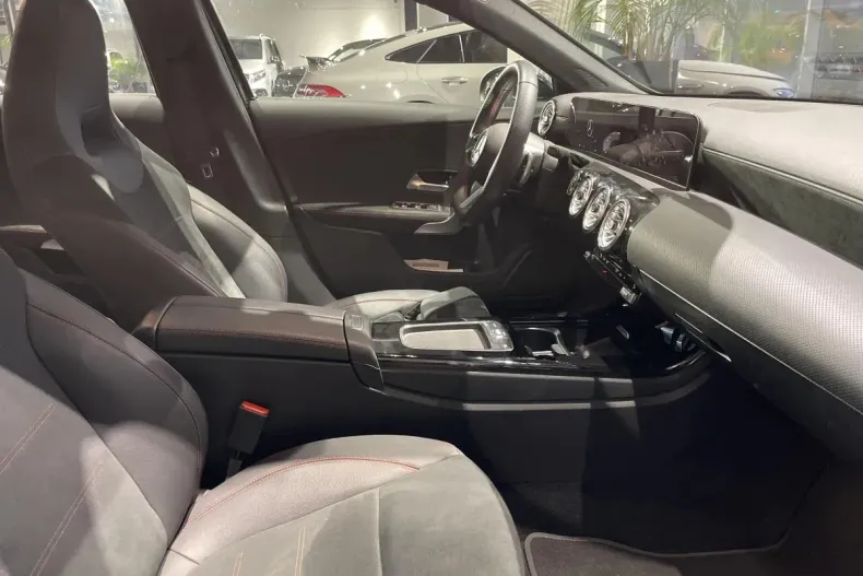 Mercedes-Benz A din 2023 cu 33.500 km - oferta MER131878 - foto 15