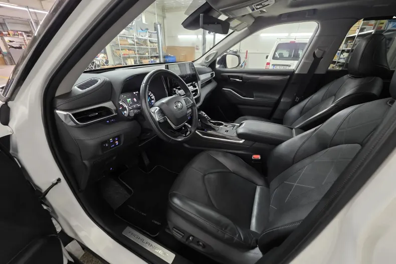 Toyota Highlander din 2022 cu 61.000 km - oferta TOY131884 - foto 7