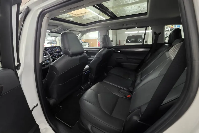 Toyota Highlander din 2022 cu 61.000 km - oferta TOY131884 - foto 12