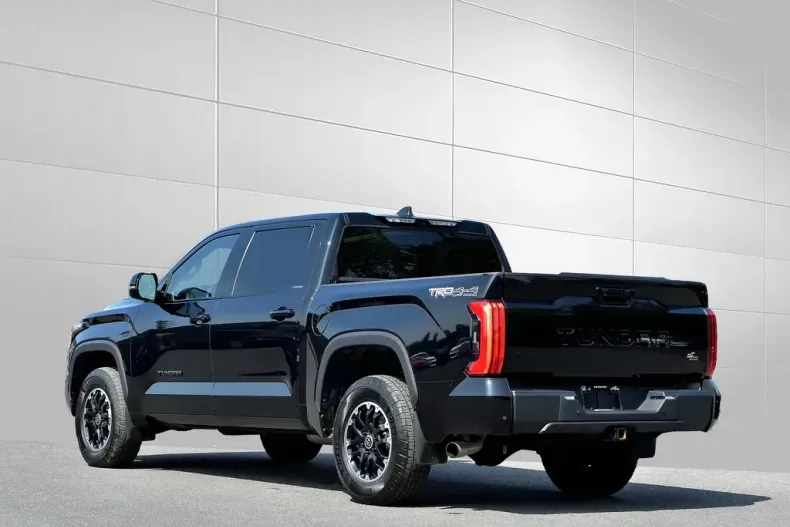 Toyota Tundra din 2024 cu 18.000 km - oferta TOY131887 - foto 3