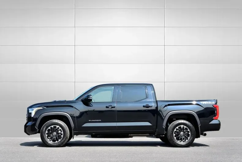 Toyota Tundra din 2024 cu 18.000 km - oferta TOY131887 - foto 4