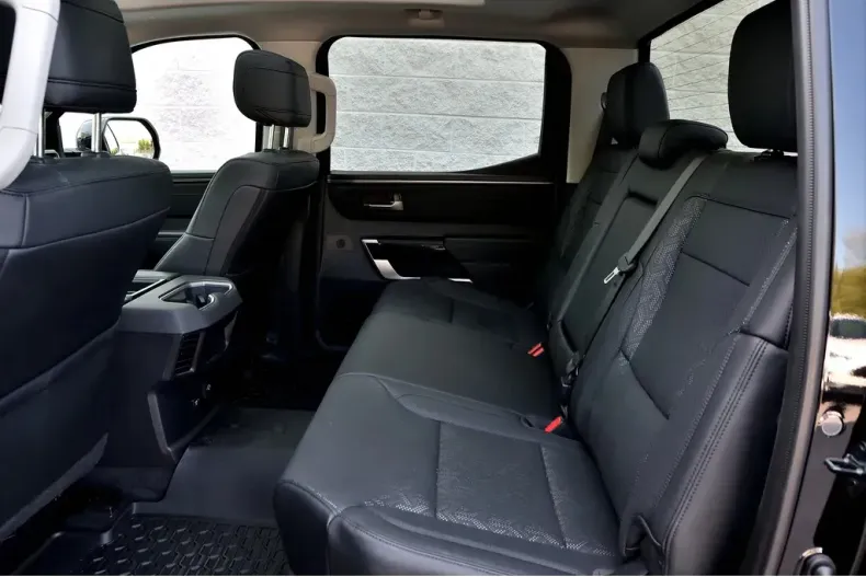 Toyota Tundra din 2024 cu 18.000 km - oferta TOY131887 - foto 19