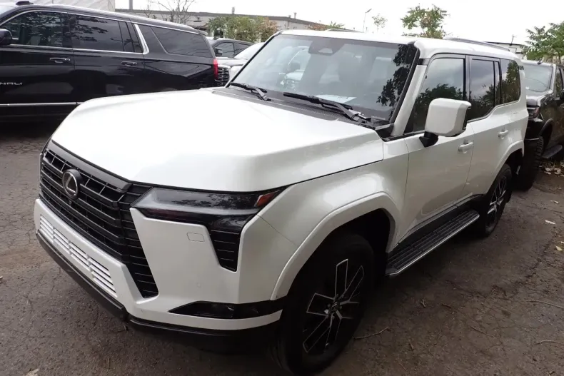 Lexus Seria GX din 2024 cu 3.000 km - oferta LEX131888 - foto 5