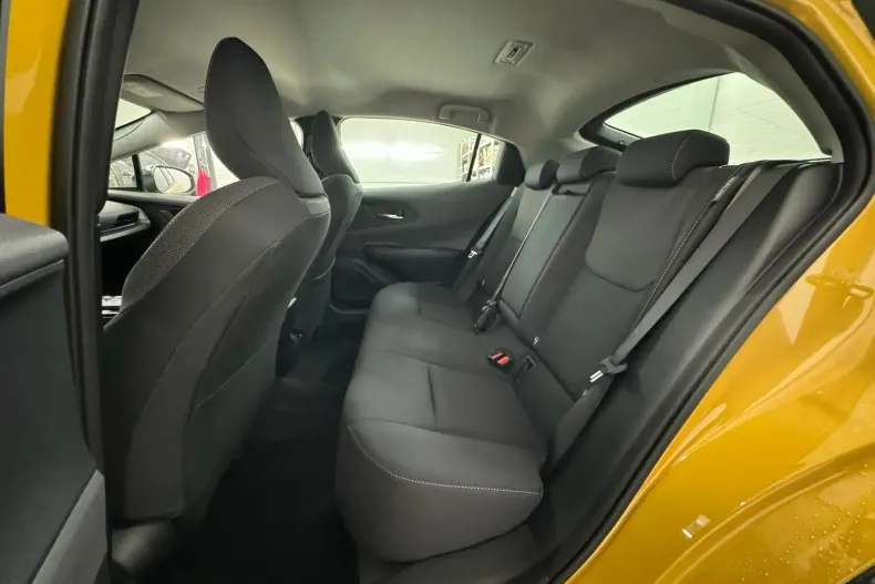 Toyota Prius din 2023 cu 10.600 km - oferta TOY131892 - foto 23