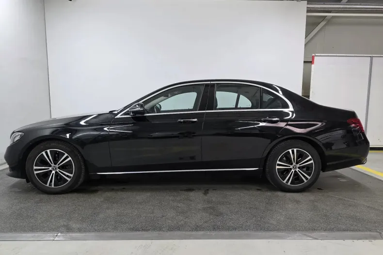 Mercedes-Benz E din 2019 cu 78.500 km - oferta MER131894 - foto 6