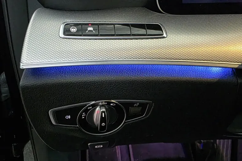 Mercedes-Benz E din 2019 cu 78.500 km - oferta MER131894 - foto 16