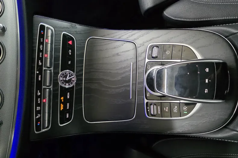 Mercedes-Benz E din 2019 cu 78.500 km - oferta MER131894 - foto 23