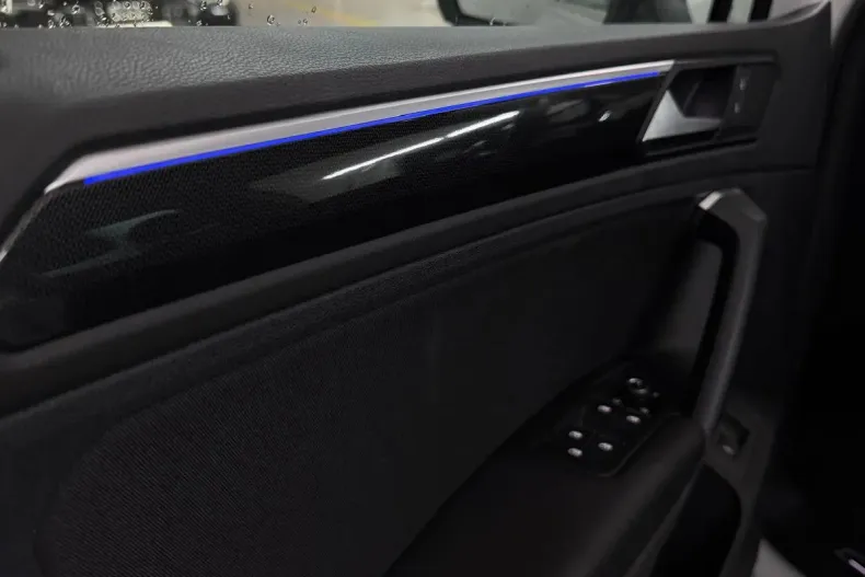 Volkswagen Tiguan din 2022 cu 23.297 km - oferta VOL131900 - foto 10