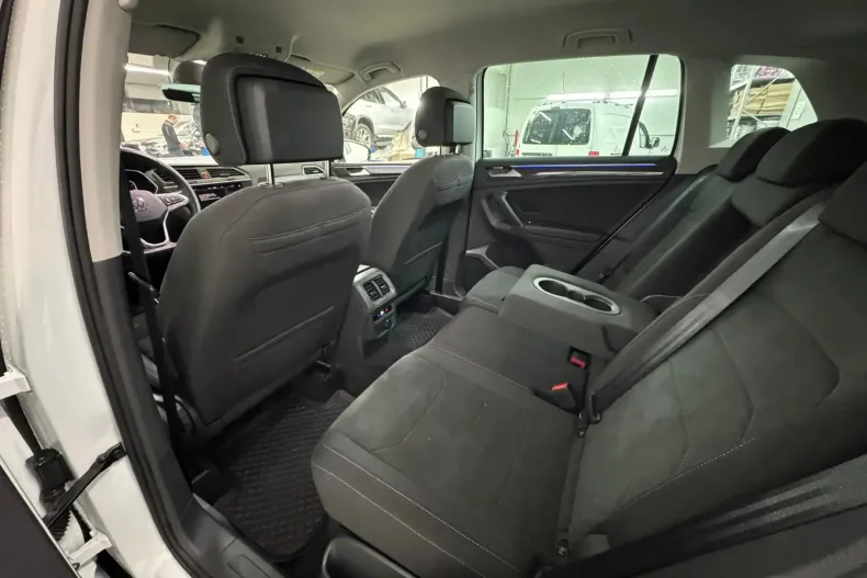 Volkswagen Tiguan din 2022 cu 23.297 km - oferta VOL131900 - foto 14