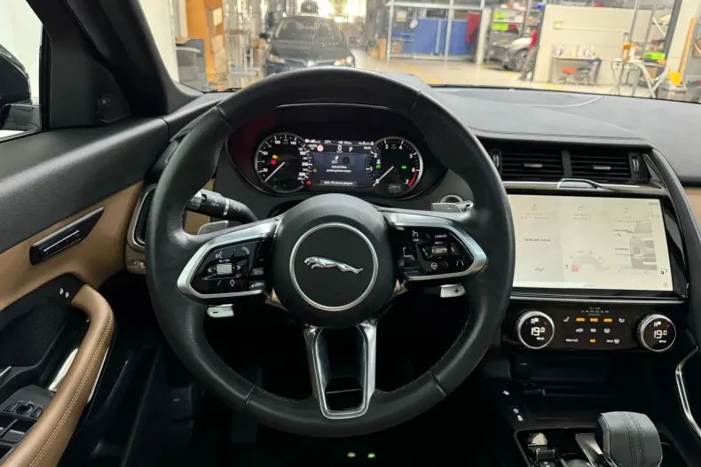 Jaguar E-Pace din 2022 cu 25.000 km - oferta JAG131901 - foto 17
