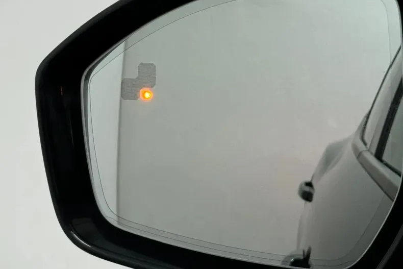 Jaguar E-Pace din 2022 cu 25.000 km - oferta JAG131901 - foto 26