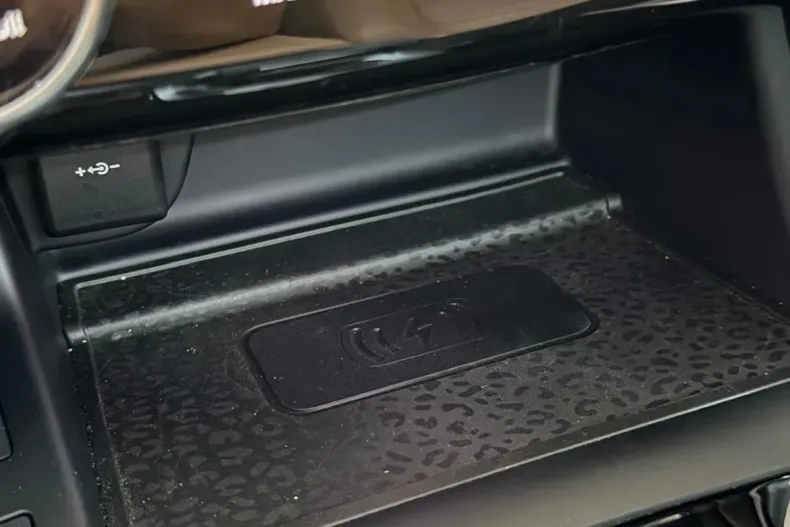 Jaguar E-Pace din 2022 cu 25.000 km - oferta JAG131901 - foto 29