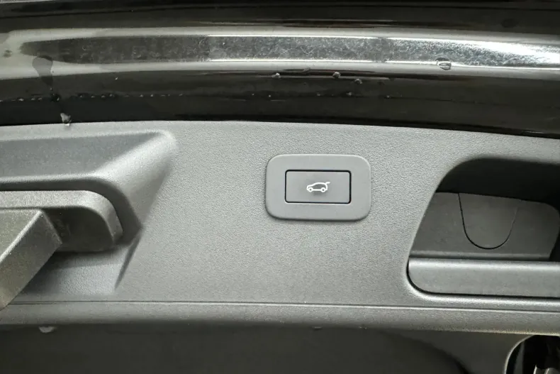 Jaguar E-Pace din 2022 cu 25.000 km - oferta JAG131901 - foto 30