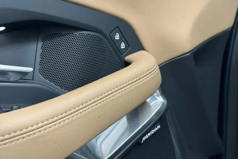 Jaguar E-Pace din 2022 cu 25.000 km - oferta JAG131901 - foto 33