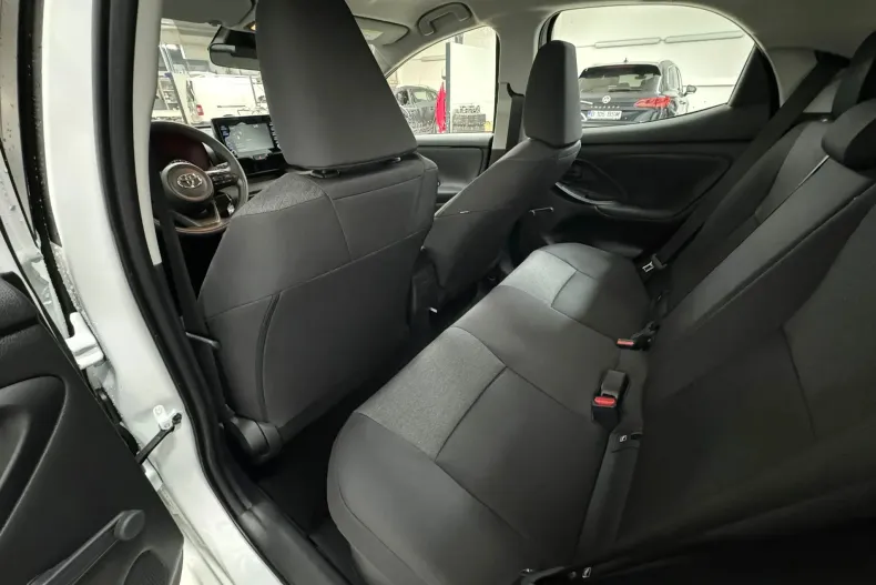 Toyota Yaris din 2023 cu 10 km - oferta TOY131902 - foto 15