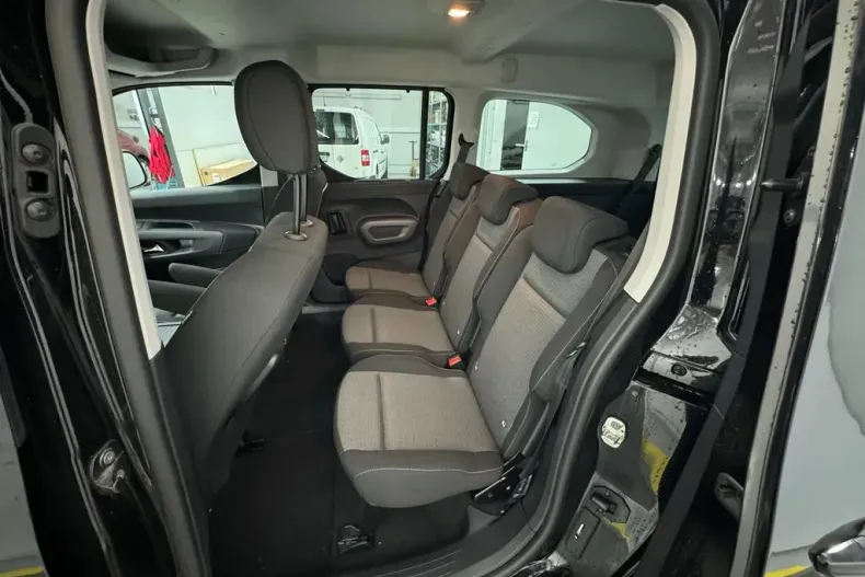 Toyota Proace din 2023 cu 10 km - oferta TOY131903 - foto 23