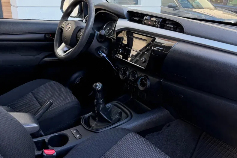 Toyota Hilux din 2021 cu 160.100 km - oferta TOY131905 - foto 11