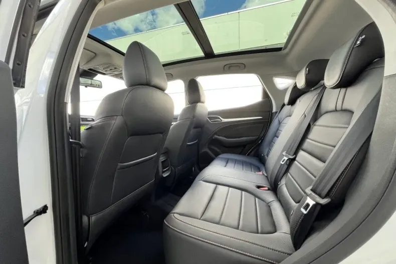 MG ZS din 2023 cu 13.800 km - oferta MG0131919 - foto 26