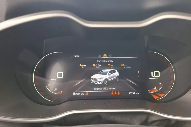 MG ZS din 2023 cu 13.800 km - oferta MG0131919 - foto 27