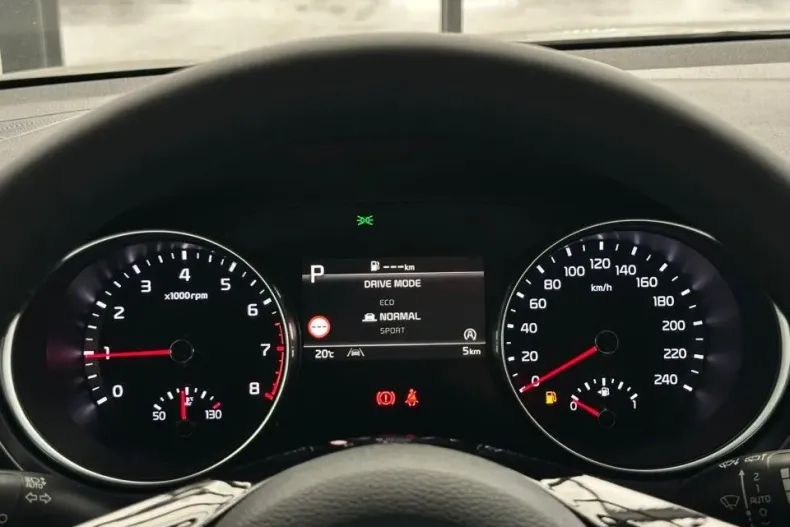 Kia XCeed din 2025 cu 1 km - oferta KIA131925 - foto 14