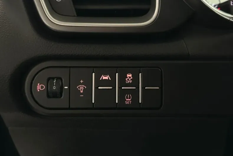 Kia XCeed din 2025 cu 1 km - oferta KIA131925 - foto 20