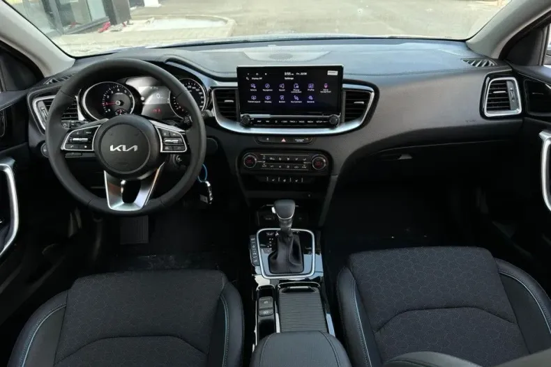 Kia XCeed din 2025 cu 1 km - oferta KIA131930 - foto 10