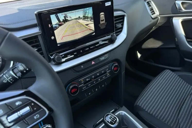 Kia XCeed din 2025 cu 1 km - oferta KIA131931 - foto 12