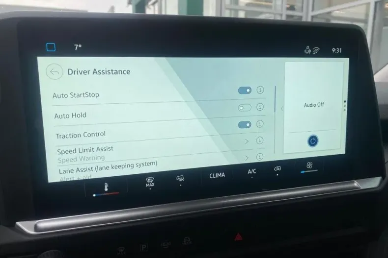 Volkswagen Transporter din 2025 cu 1 km - oferta VOL131944 - foto 17