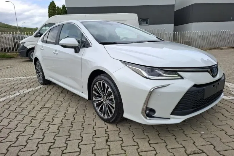Toyota Corolla din 2025 cu 3.750 km - oferta TOY131957 - foto 3
