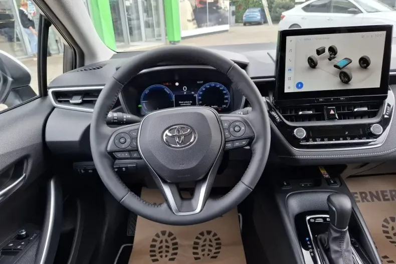 Toyota Corolla din 2025 cu 3.750 km - oferta TOY131957 - foto 12