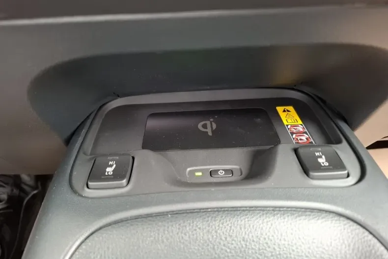 Toyota Corolla din 2025 cu 3.750 km - oferta TOY131957 - foto 19