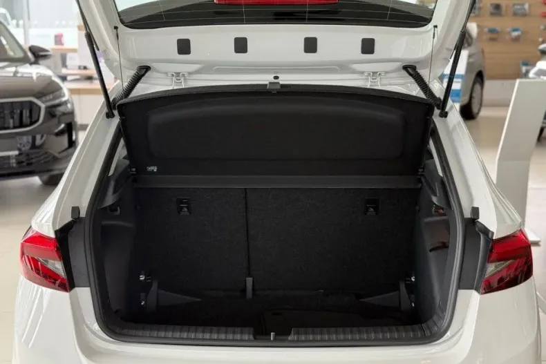 Skoda Fabia din 2024 cu 1 km - oferta SKO131963 - foto 7