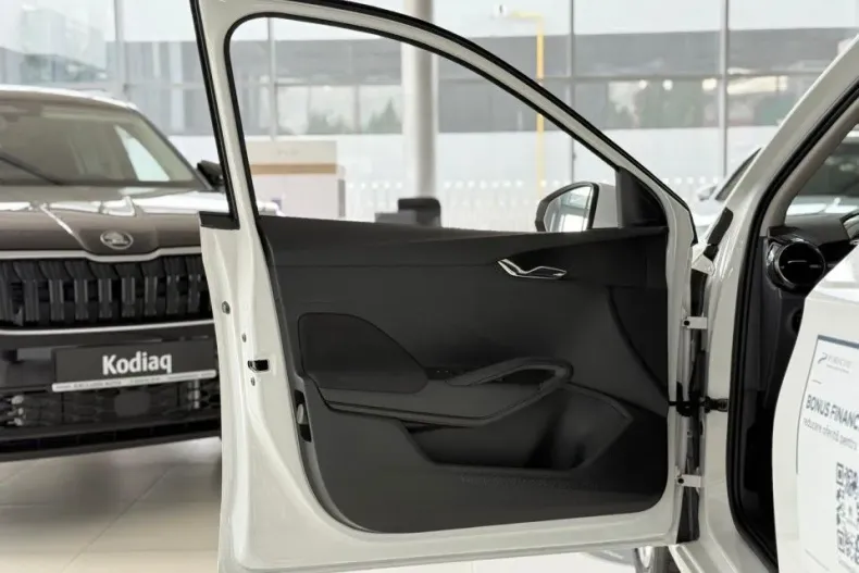 Skoda Fabia din 2024 cu 1 km - oferta SKO131963 - foto 8