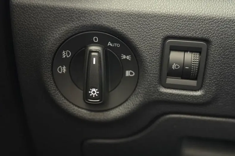 Skoda Fabia din 2024 cu 1 km - oferta SKO131963 - foto 11