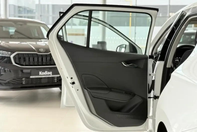 Skoda Fabia din 2024 cu 1 km - oferta SKO131963 - foto 24