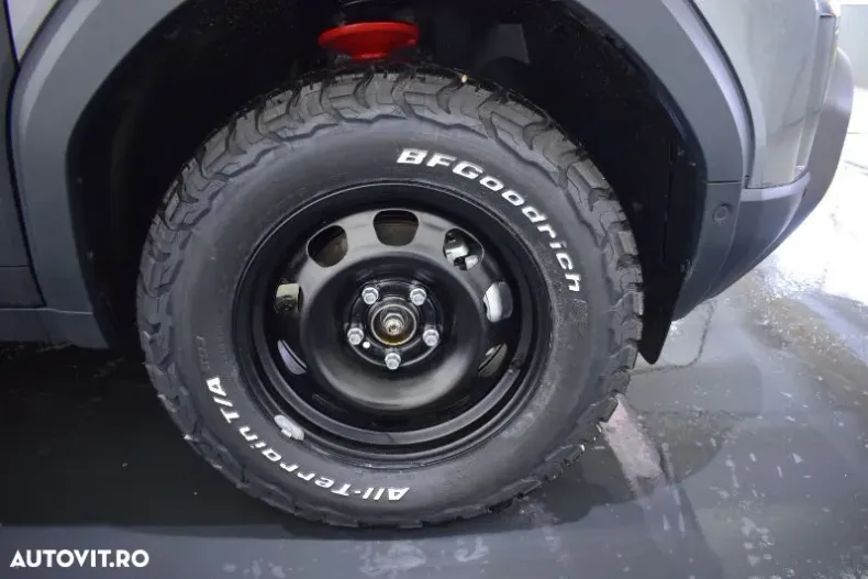 Dacia Duster din 2025 cu 10 km - oferta DAC132018 - foto 6