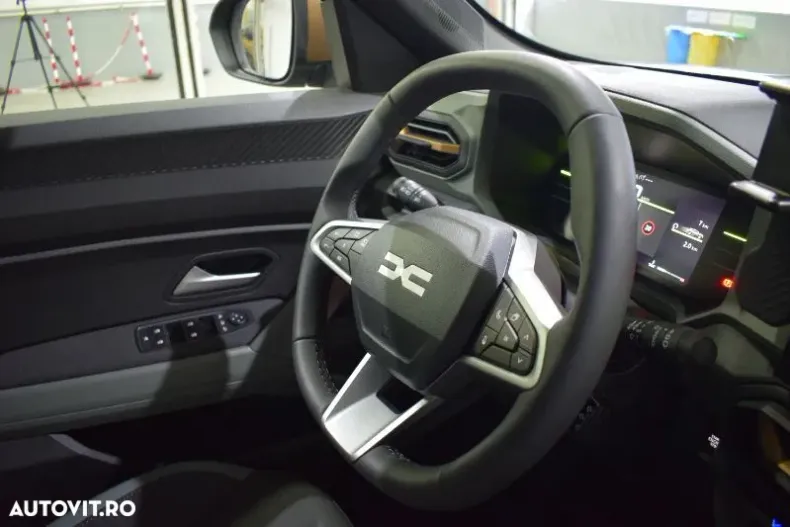 Dacia Duster din 2025 cu 10 km - oferta DAC132018 - foto 17