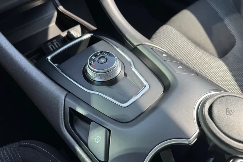 Ford Mondeo din 2021 cu 79.800 km - oferta FOR132071 - foto 13