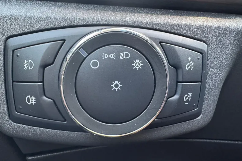 Ford Mondeo din 2021 cu 79.800 km - oferta FOR132071 - foto 19