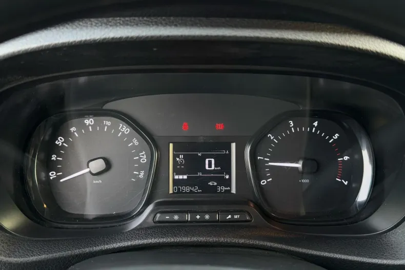 Toyota Proace din 2022 cu 80.000 km - oferta TOY132095 - foto 8