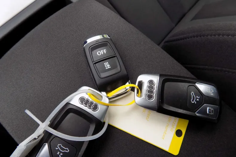 Audi A4 din 2021 cu 129.714 km - oferta AUD132114 - foto 24