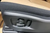 Land Rover Defender din 2025 cu 74 km - oferta LAN132124 - foto 6