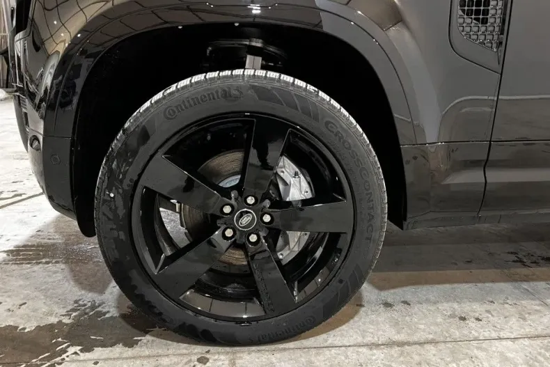 Land Rover Defender din 2025 cu 74 km - oferta LAN132124 - foto 27