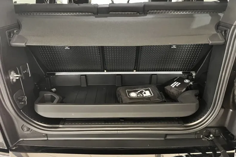 Land Rover Defender din 2025 cu 74 km - oferta LAN132124 - foto 29