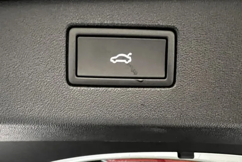 Volkswagen Tiguan din 2025 cu 11.055 km - oferta VOL132125 - foto 30