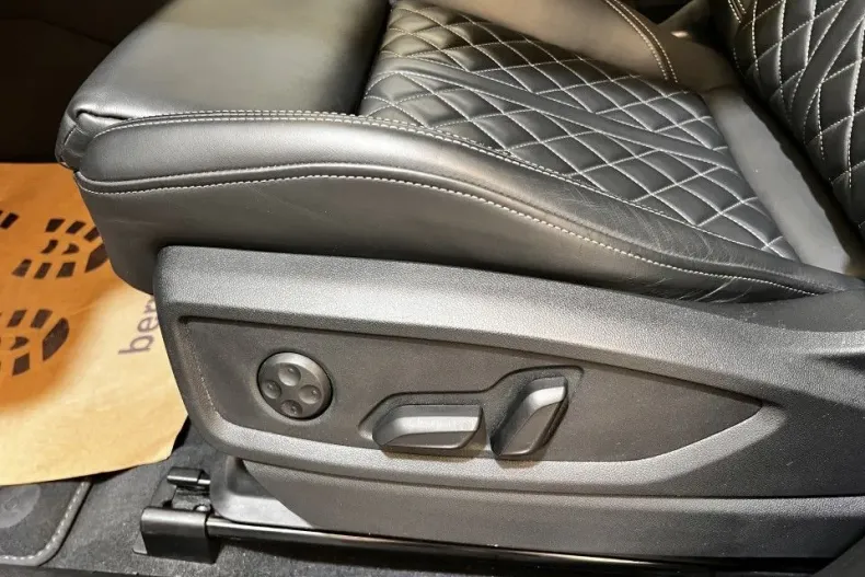 Audi Q5 din 2022 cu 64.014 km - oferta AUD132127 - foto 9