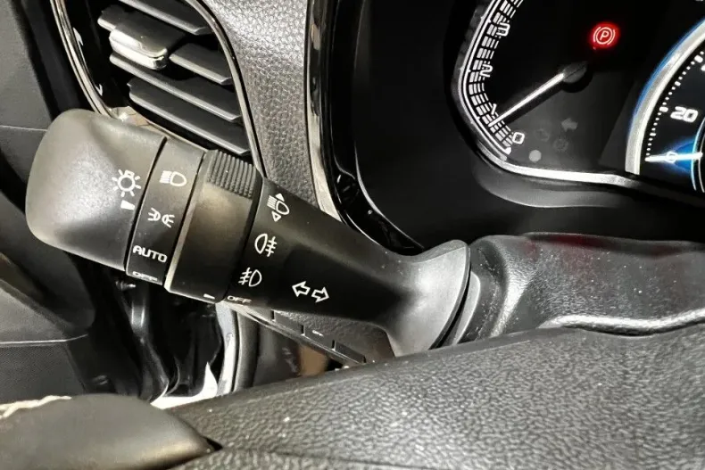 Isuzu D-Max din 2024 cu 2.055 km - oferta ISU132128 - foto 16