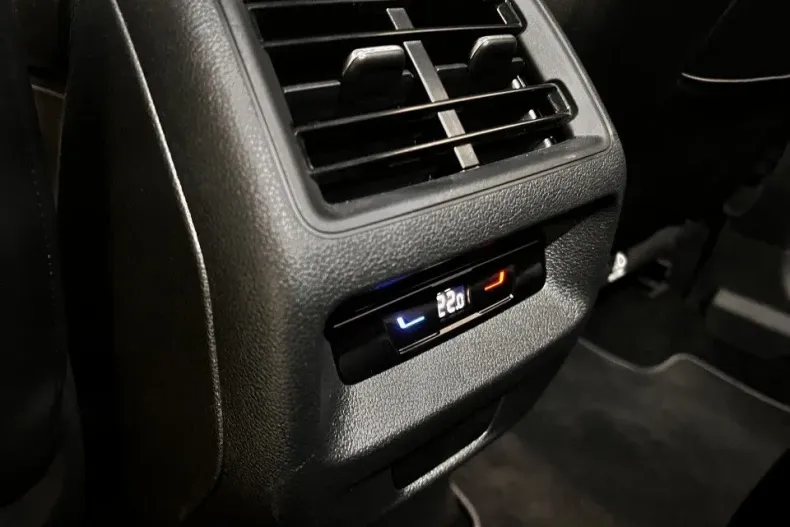 Volkswagen Tiguan din 2025 cu 13.752 km - oferta VOL132129 - foto 11