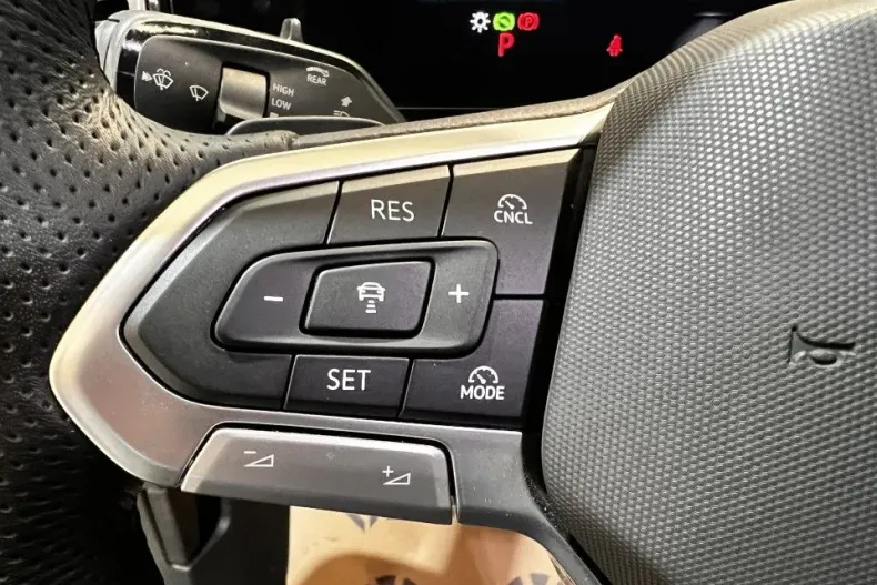 Volkswagen Tiguan din 2025 cu 13.752 km - oferta VOL132129 - foto 16